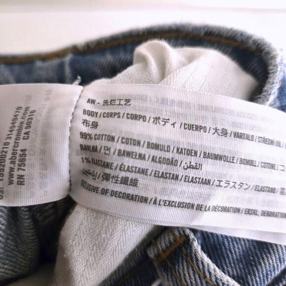 Abercrombie & Fitch 90s Straight Curve Love Ultra High Rise Jeans 30 Split Hem - Picture 9 of 9